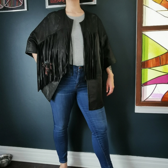 Fringe jacket /cape by Uterqüe - Picture 1 of 5